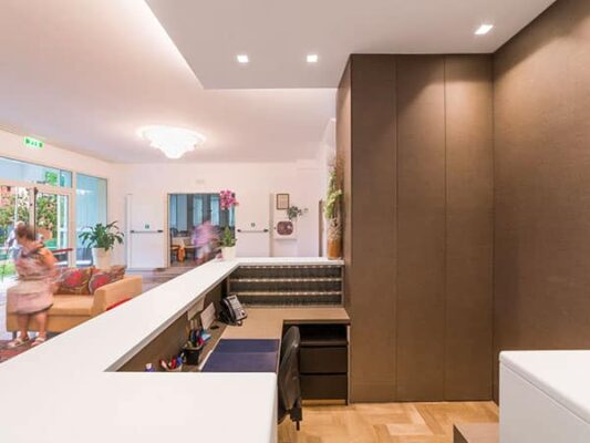 Arredamento-per-hall-rimini-forli