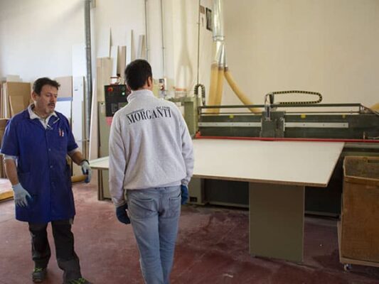 Realizzazione-artigianale-sedute-rimini